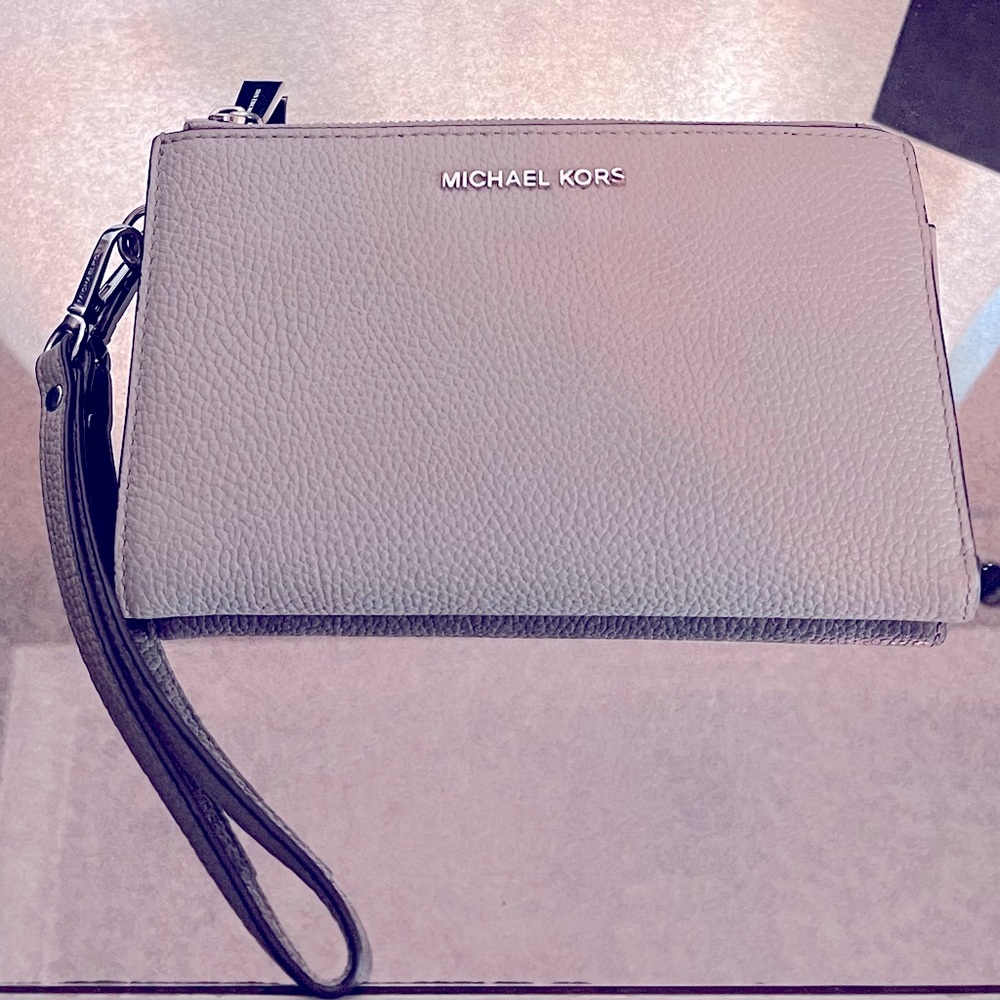 Gray Michael Kors Wristlet wallet